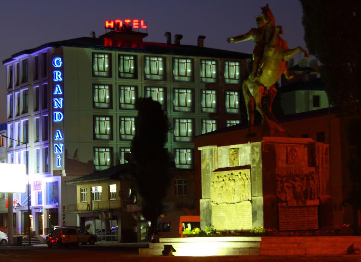 Grand Ani Hotel Kars Eksteriør bilde